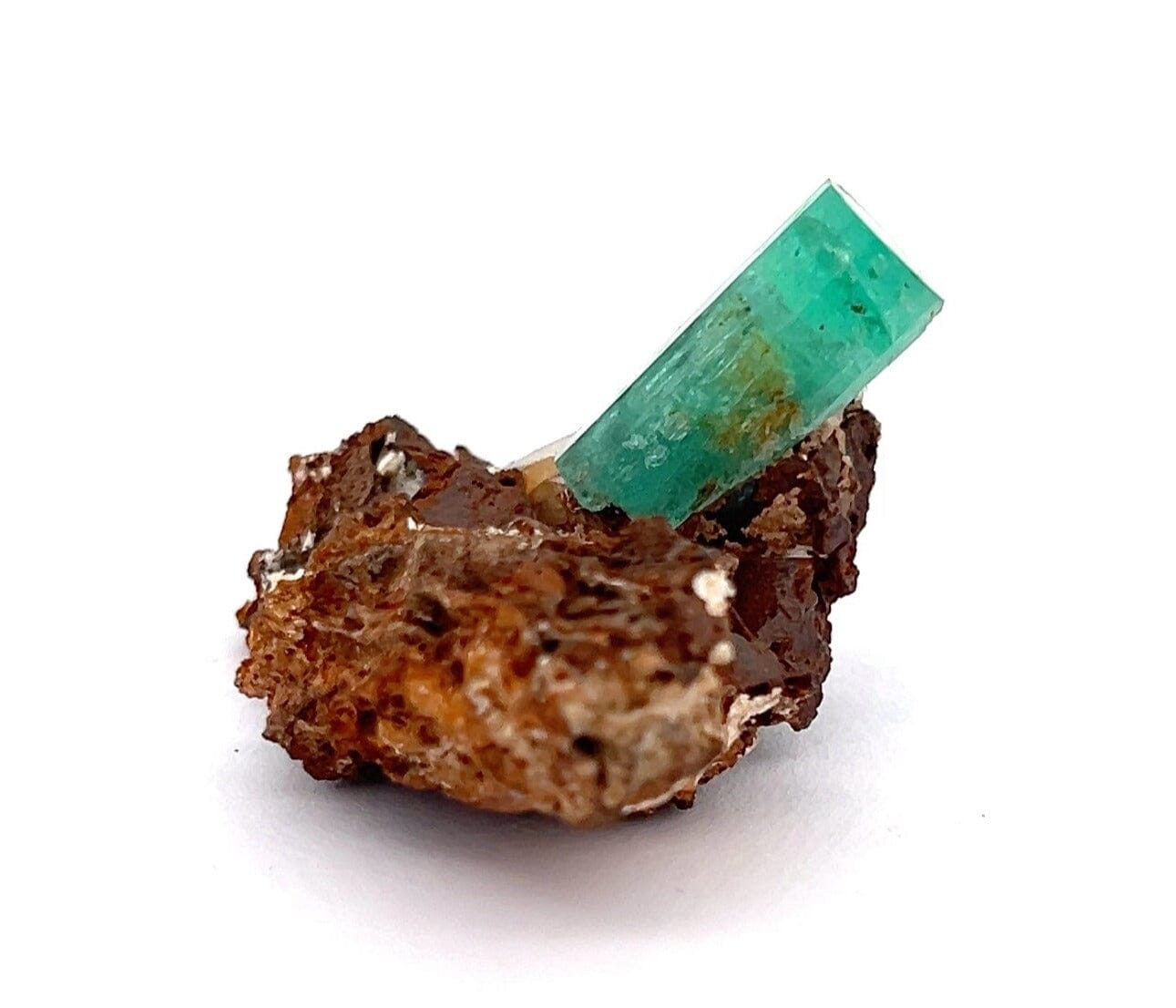 Rare Deep green Emeralds Natural Mineral Specimen Museum – Emerald