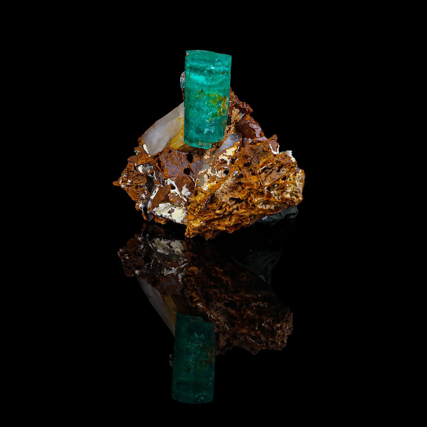Rare Deep green Emeralds Natural Mineral Specimen Museum – Emerald