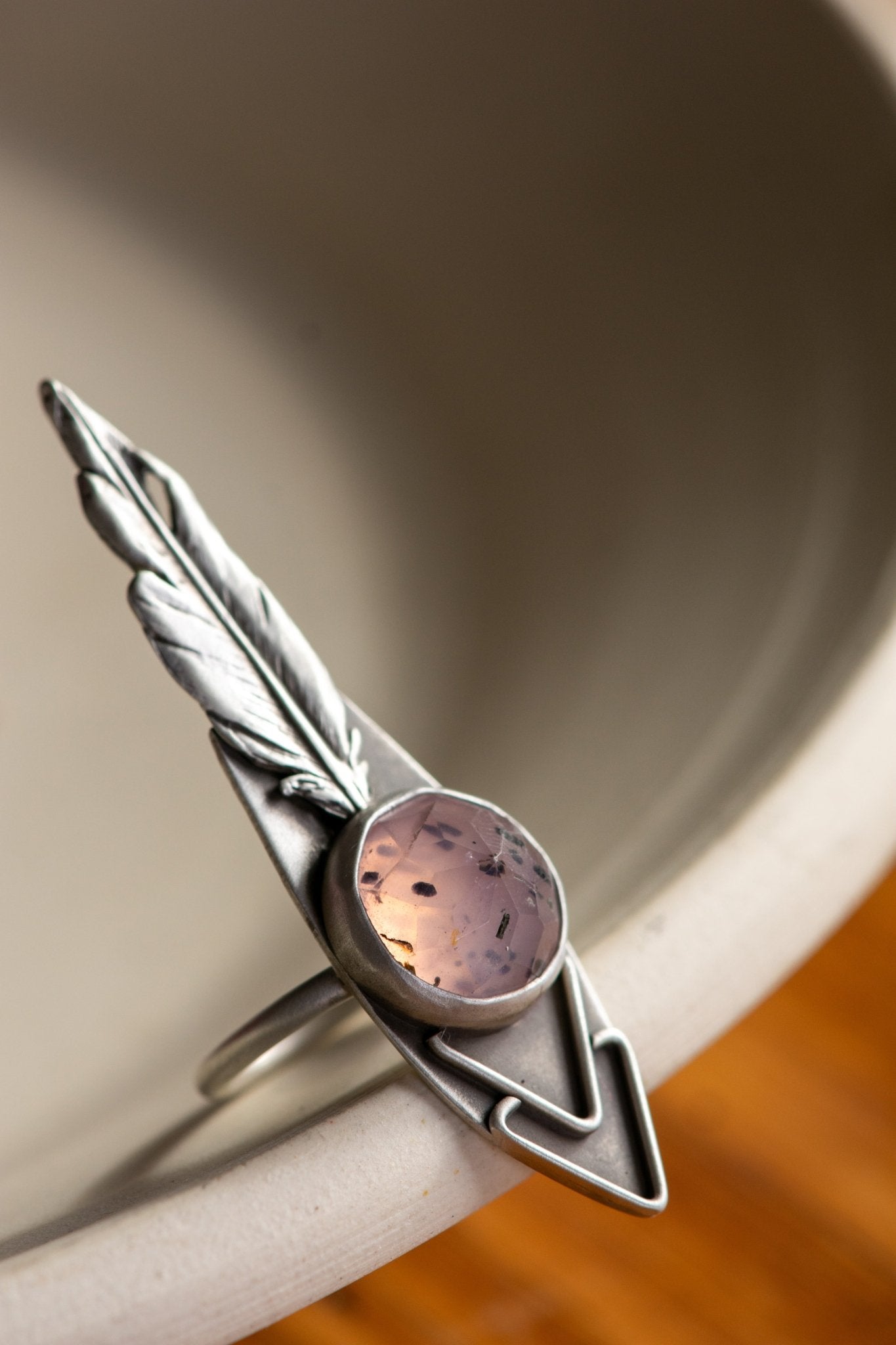 ROSE QUARTZ DIVINER RING