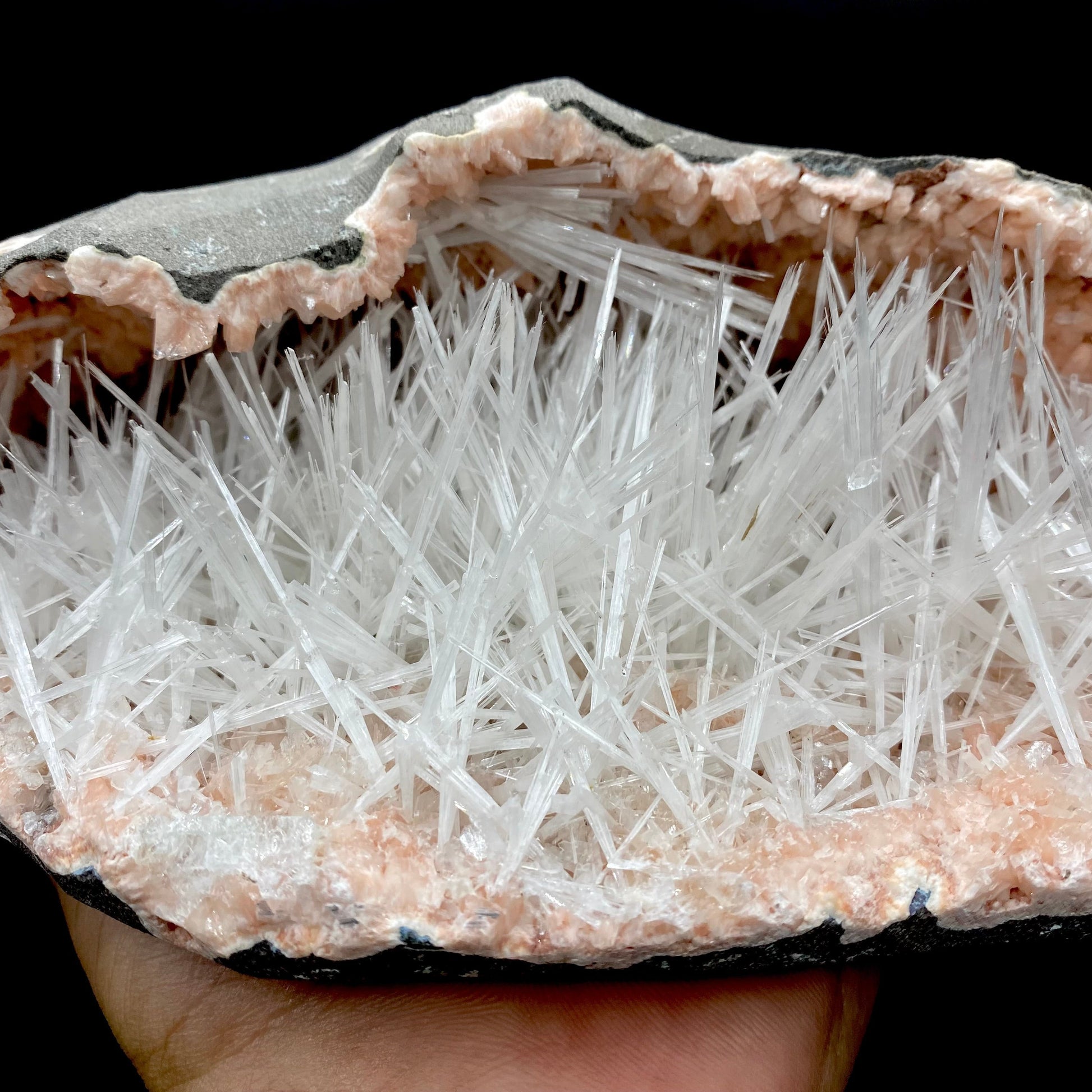 Scolecite - very rare! – Scolecite