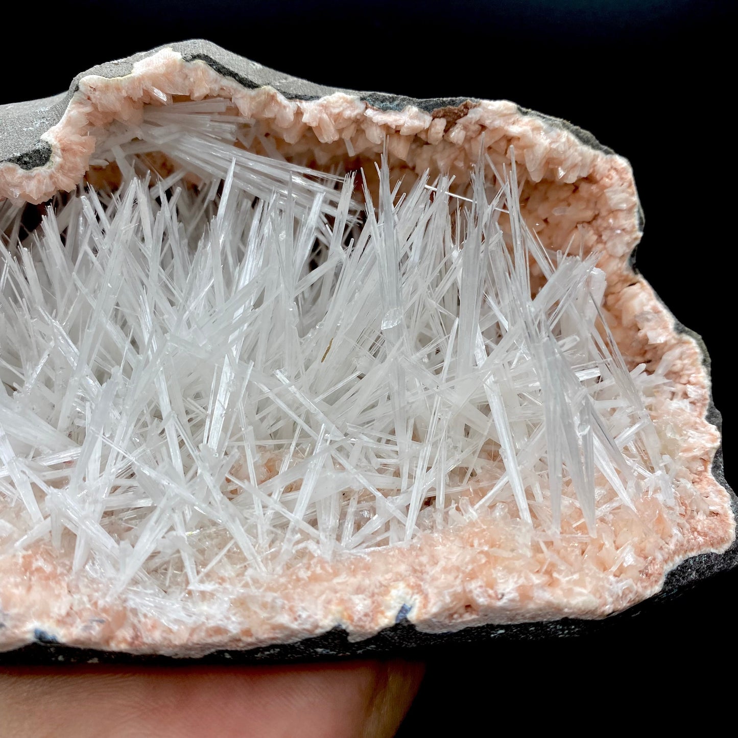 Scolecite - very rare! – Scolecite