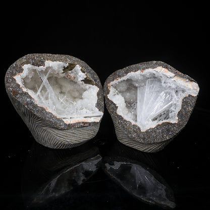Scolecite Spray Inside Complete Geode Natural Mineral Specimen – Scolecite