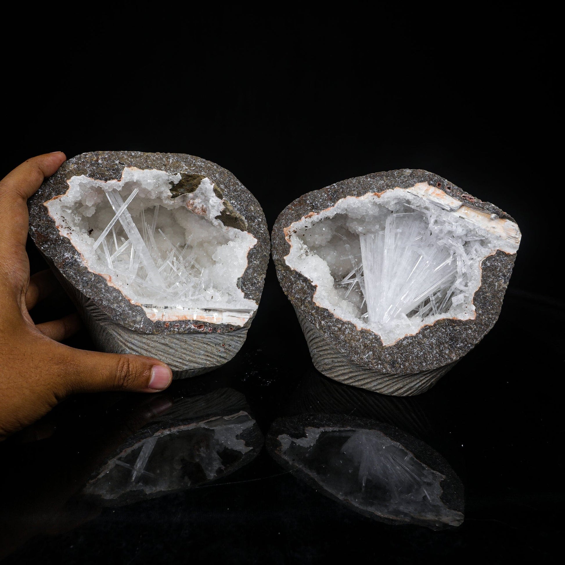 Scolecite Spray Inside Complete Geode Natural Mineral Specimen – Scolecite