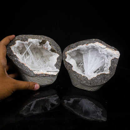 Scolecite Spray Inside Complete Geode Natural Mineral Specimen – Scolecite