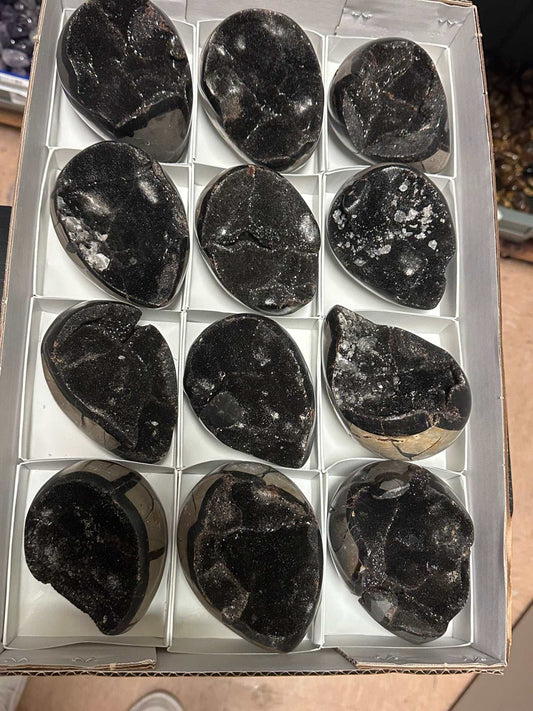 Septarian Dragon Egg - Approx. 4.5" – All Crystals