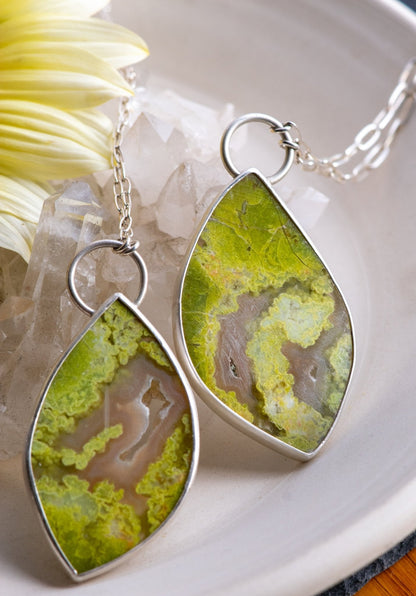 SINGING SISTERS GREEN OPAL NECKLACES –