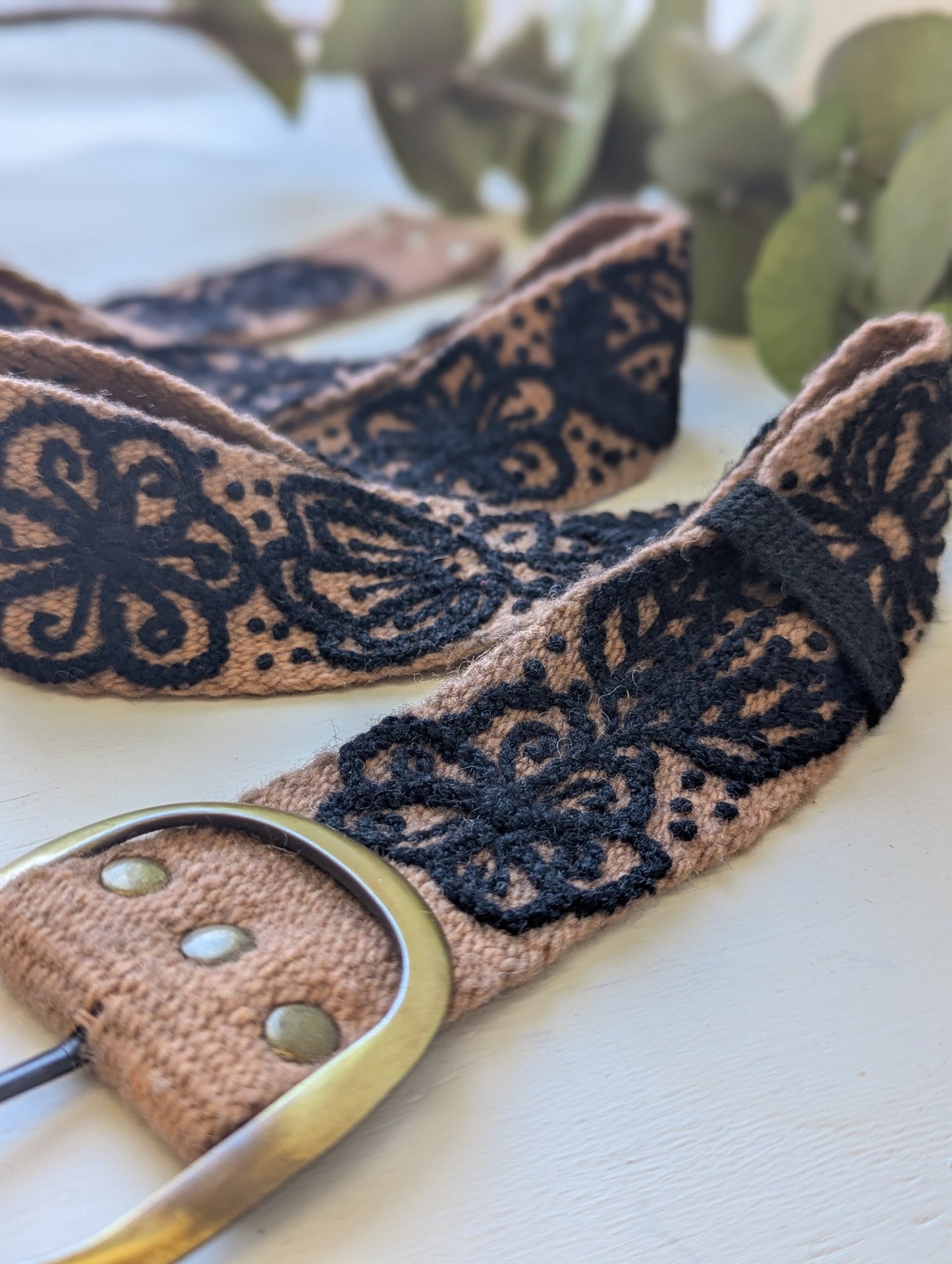 Sombra Rosa Embroidered Belt – belt