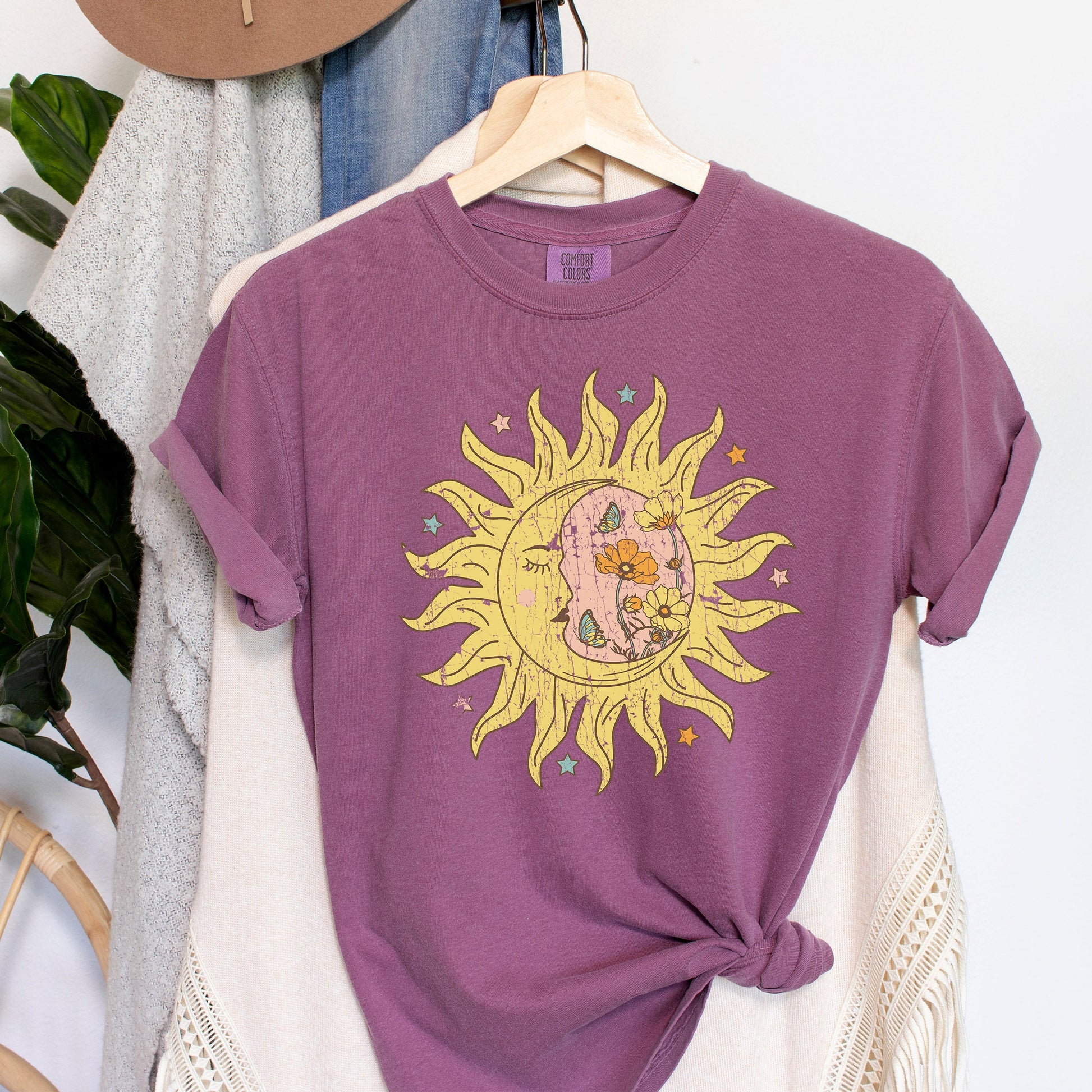 Sun Moon Boho Floral - Comfort Colors Tshirt – T-Shirt