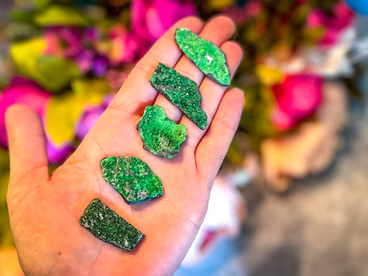 Uvarovite Garnet Specimens – 1-5 grams