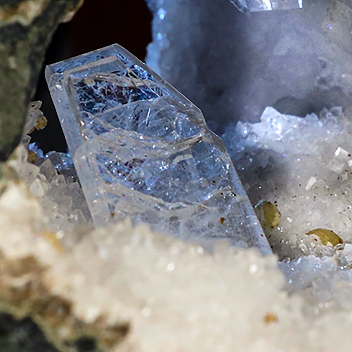 Yugawarlite Rare Natural Mineral Specimen – Yugawarlite