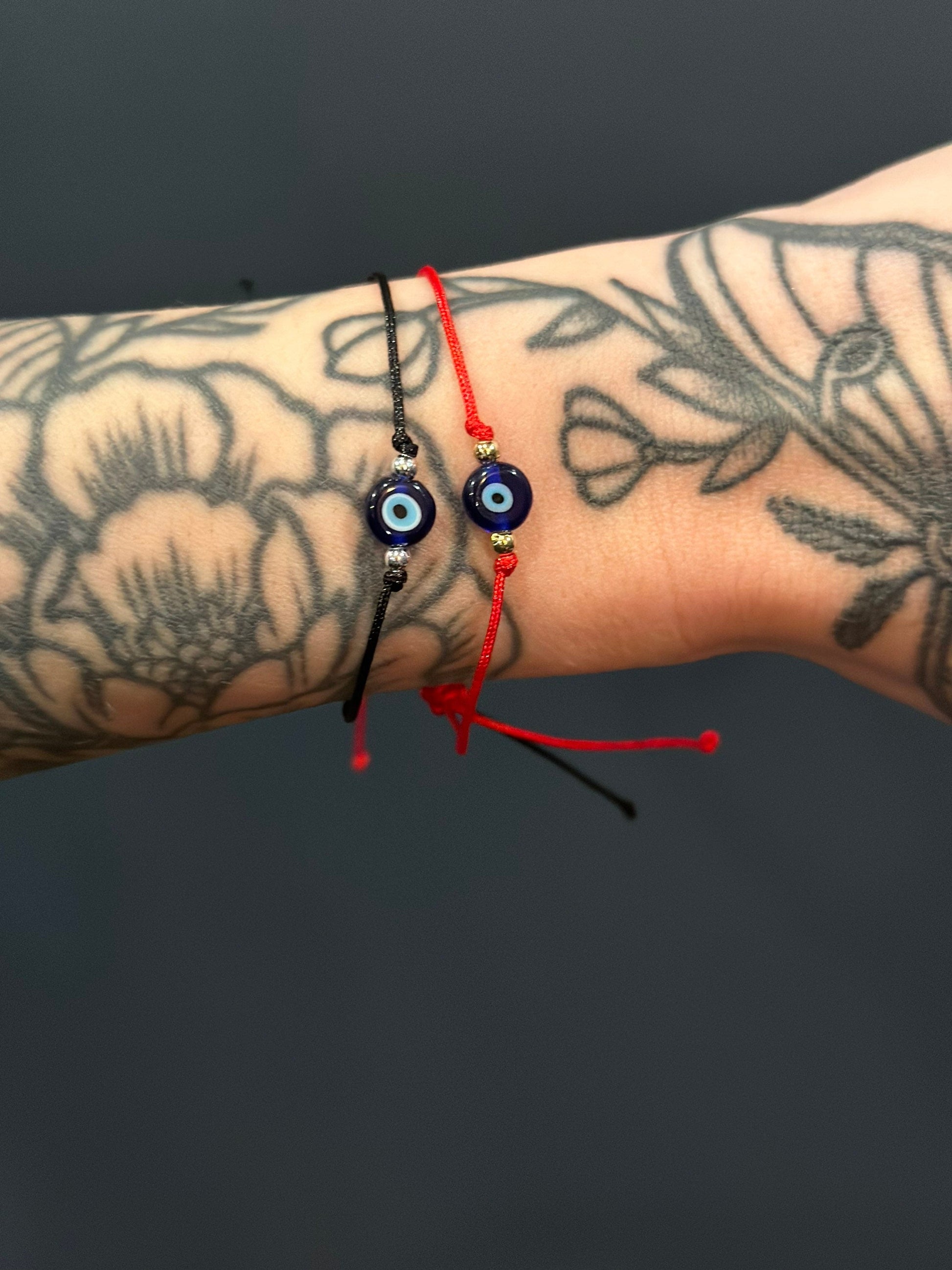 Evil Eye Bracelet – Adjustable Protection Jewelry in 4 Colors –